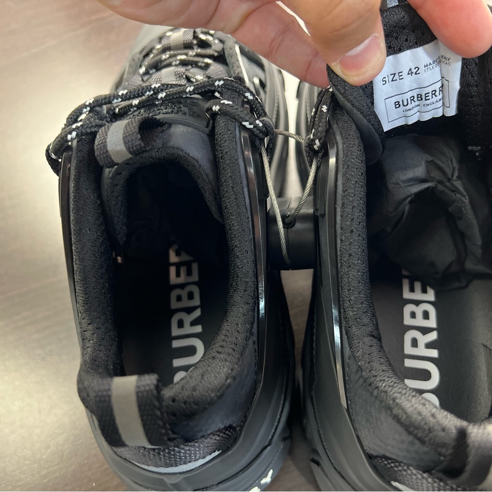 Burberry Mens Sneakers Brand New